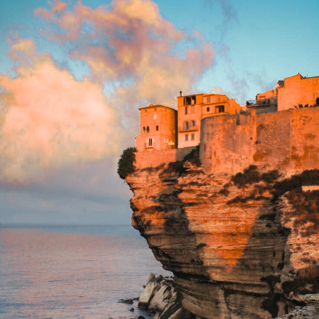 Azzurra Publicité votre partenaire en visibilité stratégique